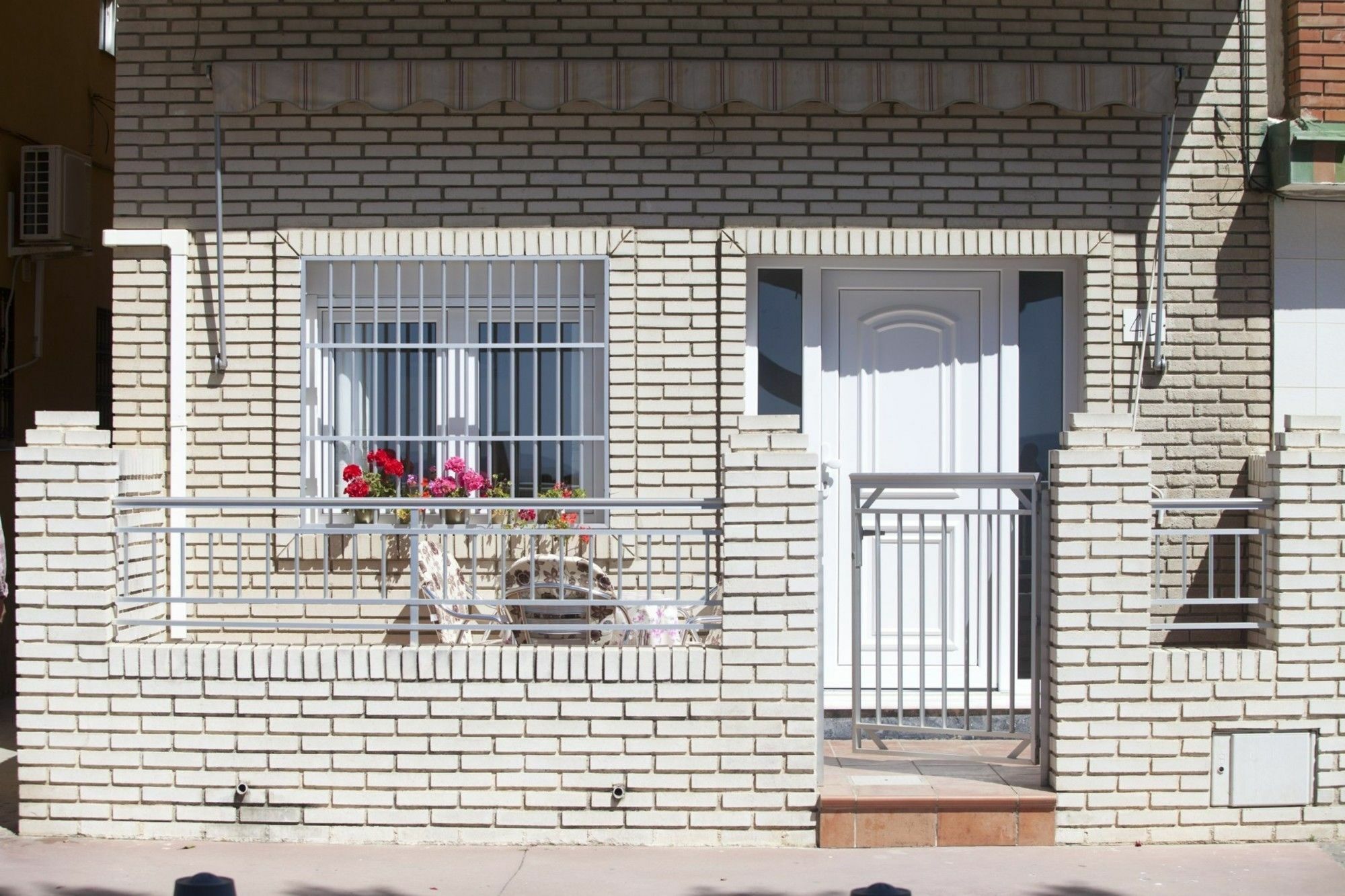 Aunt Antonia Beach House Malaga Exterior photo